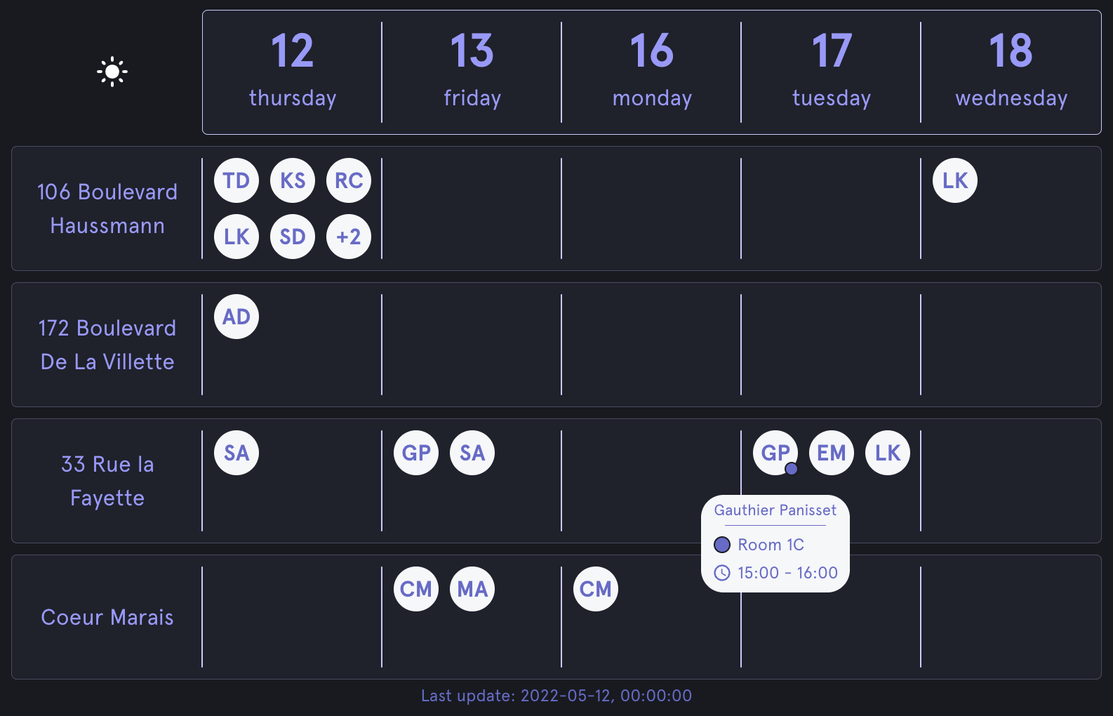 Dark mode WeWork team calendar from 2022-05-12 to 2022-05-18 showing the reservations of 4 buildings in Paris. The mouse hovers one of them, which displays a tooltip with the full name of the user, the name of registered room and the reservation period.